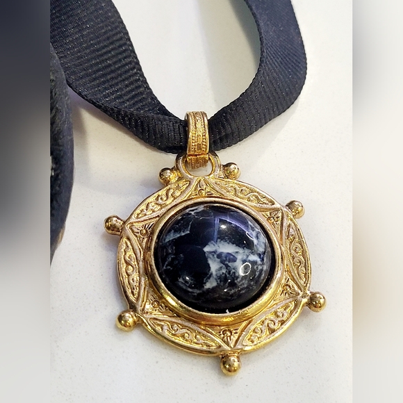 Y2k- Gothic Choker Bundle- with pendants - Picture 4 of 5